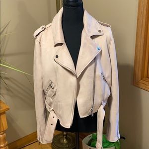 🌸Forever 21 Light pink Suede jacket 🌸